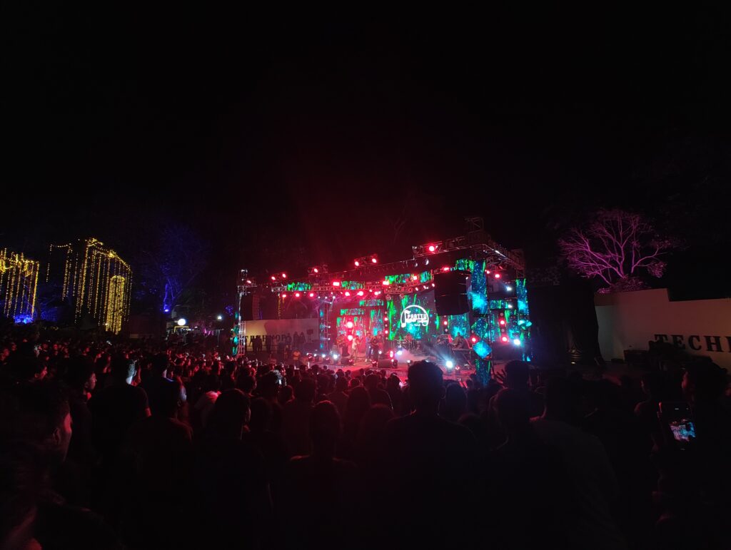 5b5607be642975ee2bbd2976f11f9882 (1)